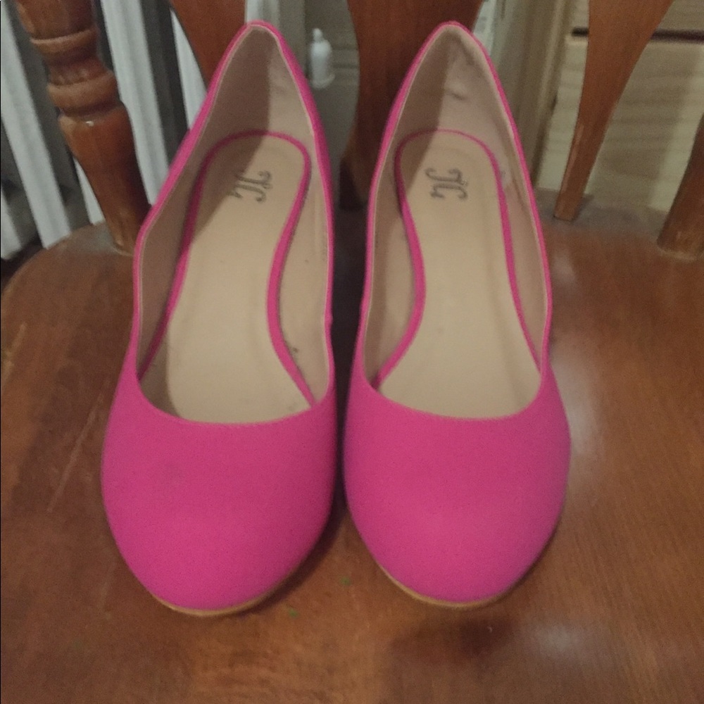Pink wedge heels